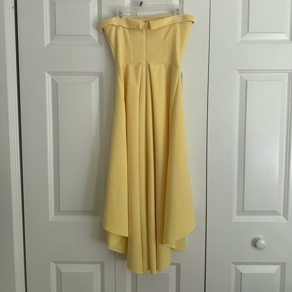Miss Selfridge Light Yellow Scuba Bandeau Dress - Picture 5 of 8